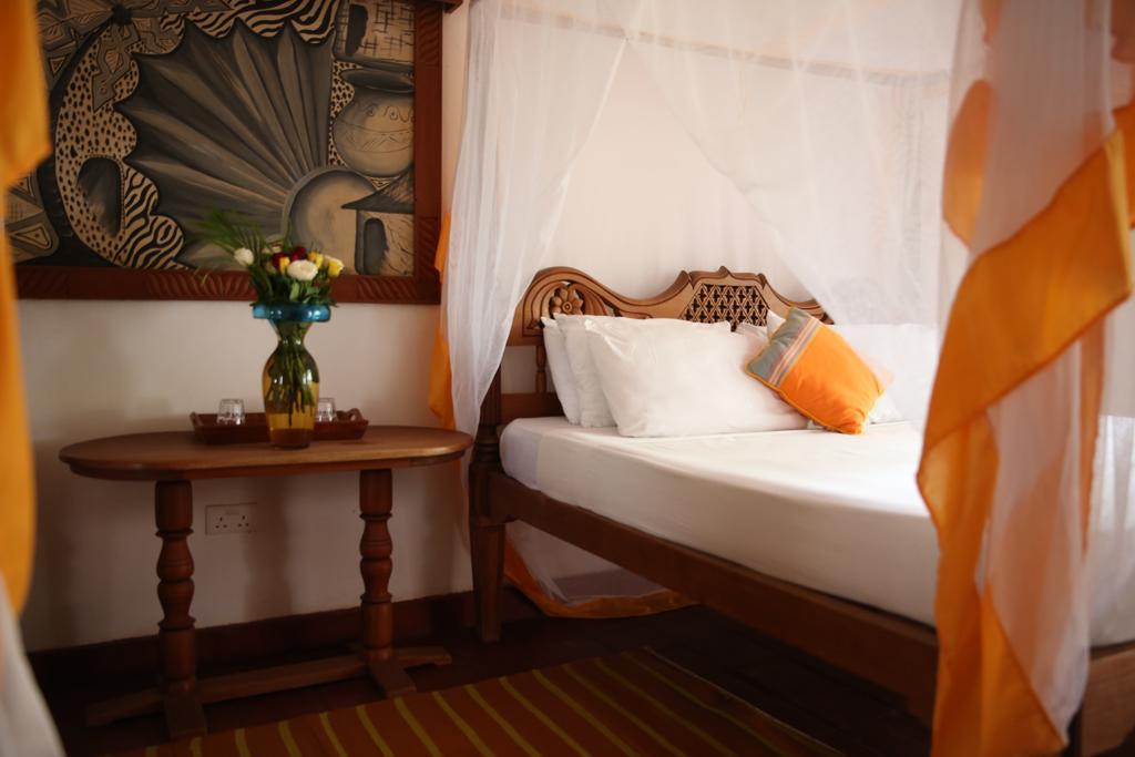 Mangro Hotel Диани-Бич Экстерьер фото