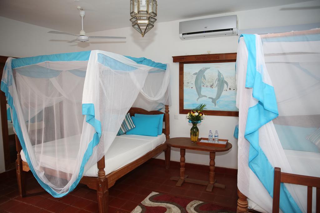 Mangro Hotel Диани-Бич Экстерьер фото